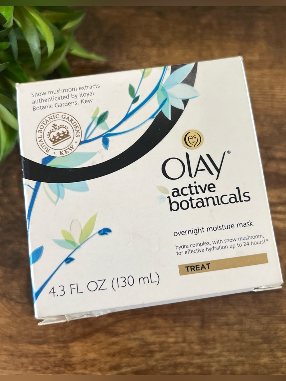 Olay Active Botanicals Treat Overnight Moisture Mask 4.3 FL Oz  Snow Mushroom